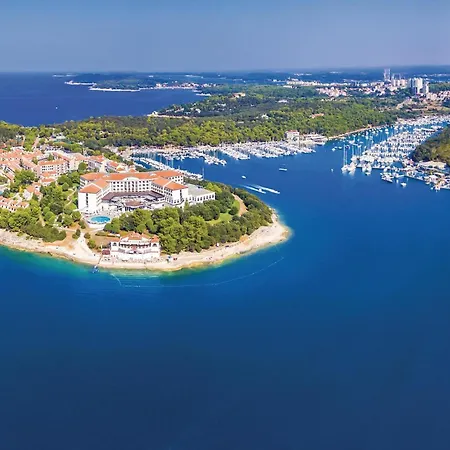 3 Bedroom Amazing In Sikici Vakantiehuis *