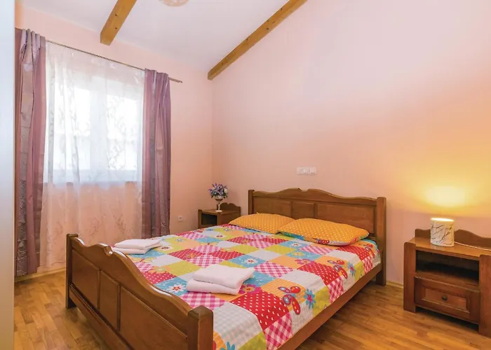 3 Bedroom Amazing In Sikici Pula