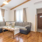 Tatil Evi Gorgeous In Sikici *