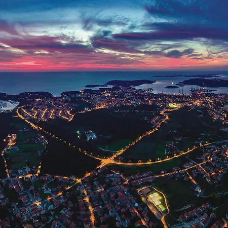 Gorgeous In Sikici 度假居 *